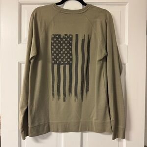 Lularoe • Logan Long-Sleeve